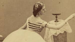 Constance Queniau